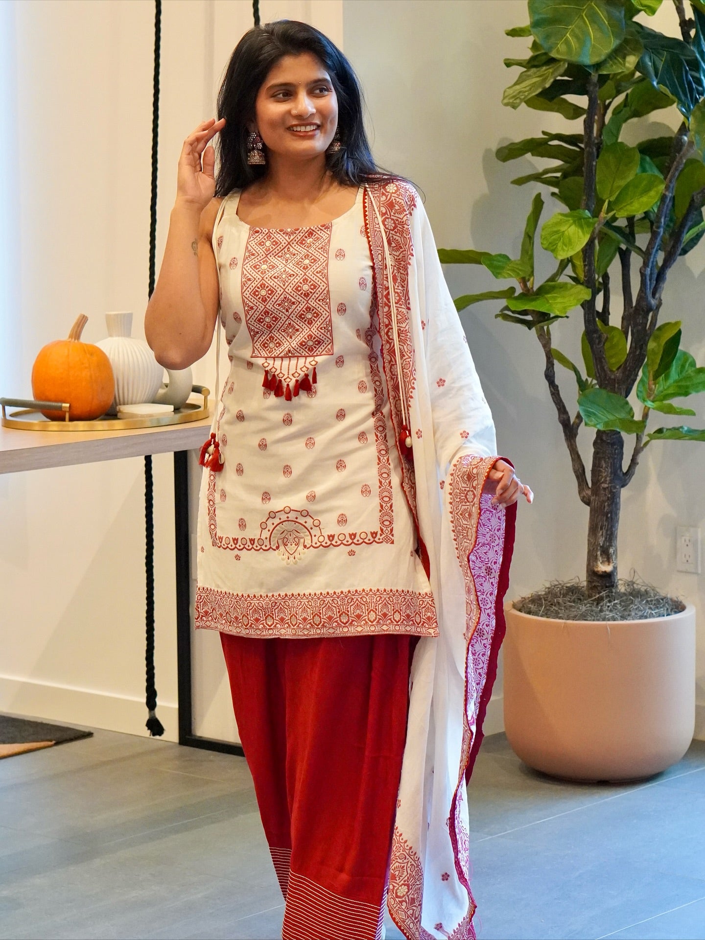 White and Maroon Set