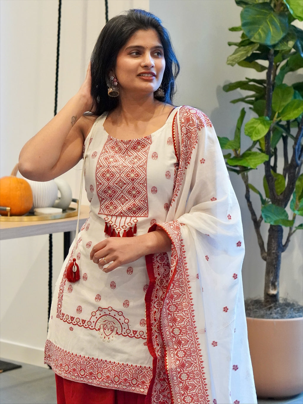 White and Maroon Set